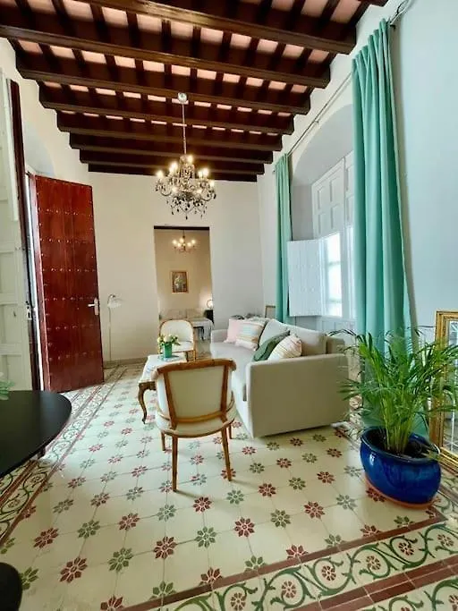 Vakantiehuis Ginva - Casa Palacio La Templanza El Puerto de Santa María
